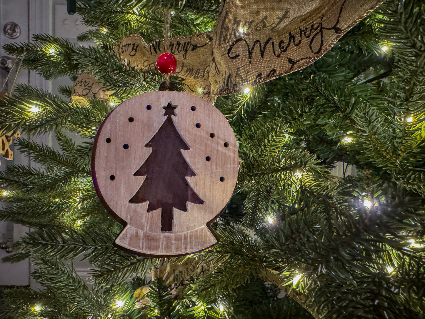 Christmas Ornaments – Two-Tone Wood Ornaments – Wood Christmas Ornaments – Reindeer Ornament – Snowflake Ornament – Snowman Ornament – Holiday Décor – Christmas Décor – Snowglobe Ornament