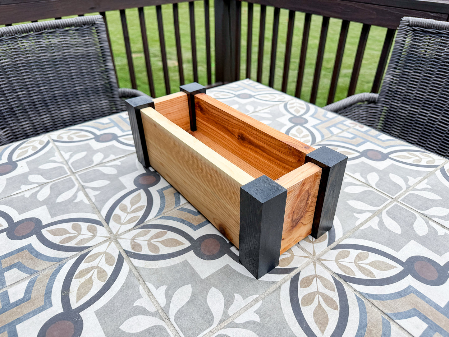 Premium Cedar Raised Garden Bed | Easy to Assemble | Durable Wooden Planter Box for Gardening | 4 Sizes