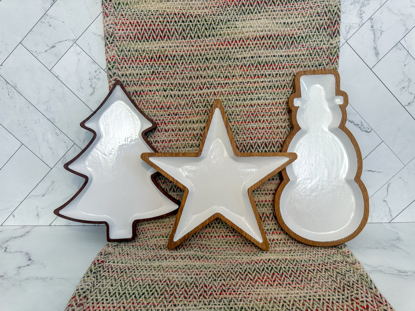 Christmas Trays – Wood Trays – Winter Decor – Wood Decor – Wood Christmas Decor – Snowman Tray – Holiday Décor – Christmas Décor – Christmas Tree Tray – Star Tray - Enameled Tray