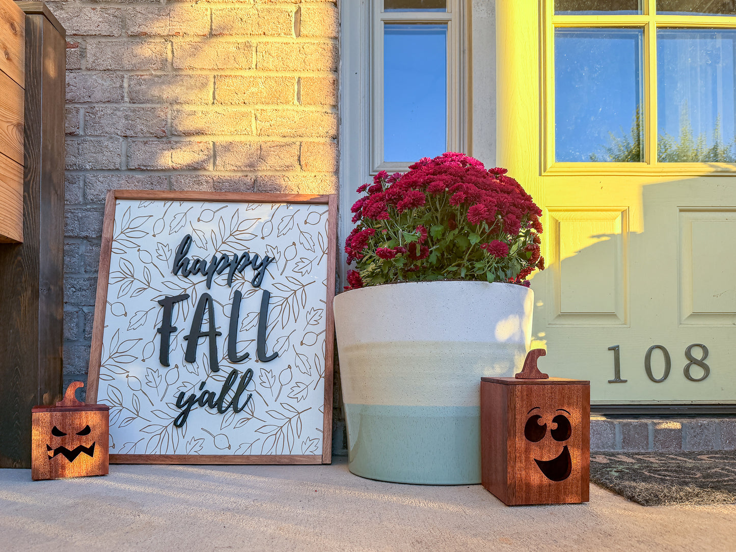 Mahogany and Cedar Jack-O-Lantern Boxes – Premium Indoor and Outdoor Halloween Decorations
