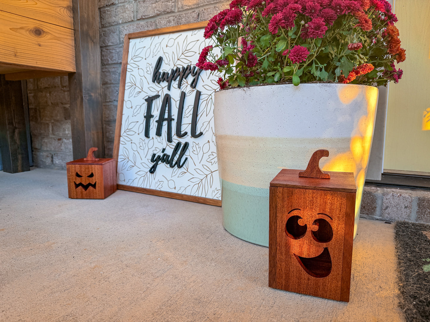 Mahogany and Cedar Jack-O-Lantern Boxes – Premium Indoor and Outdoor Halloween Decorations