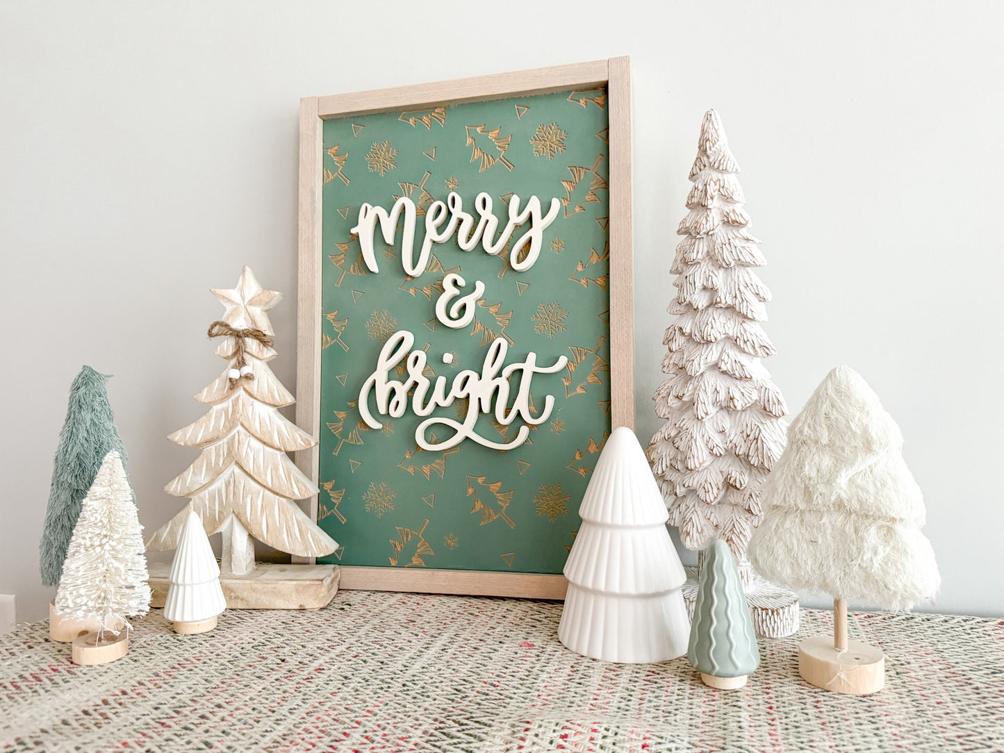 Merry and Bright 3D Christmas Wood Sign - Christmas Wall Art – Holiday Decor – Christmas Decor – Holiday Wall Art – Christmas Tree Decor – Winter Wood Sign – Christmas Sign – Holiday Home Decor
