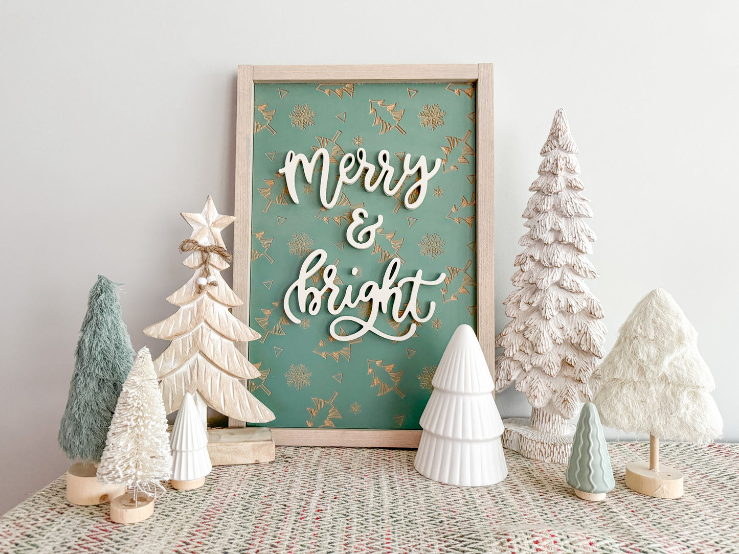 Merry and Bright 3D Christmas Wood Sign - Christmas Wall Art – Holiday Decor – Christmas Decor – Holiday Wall Art – Christmas Tree Decor – Winter Wood Sign – Christmas Sign – Holiday Home Decor