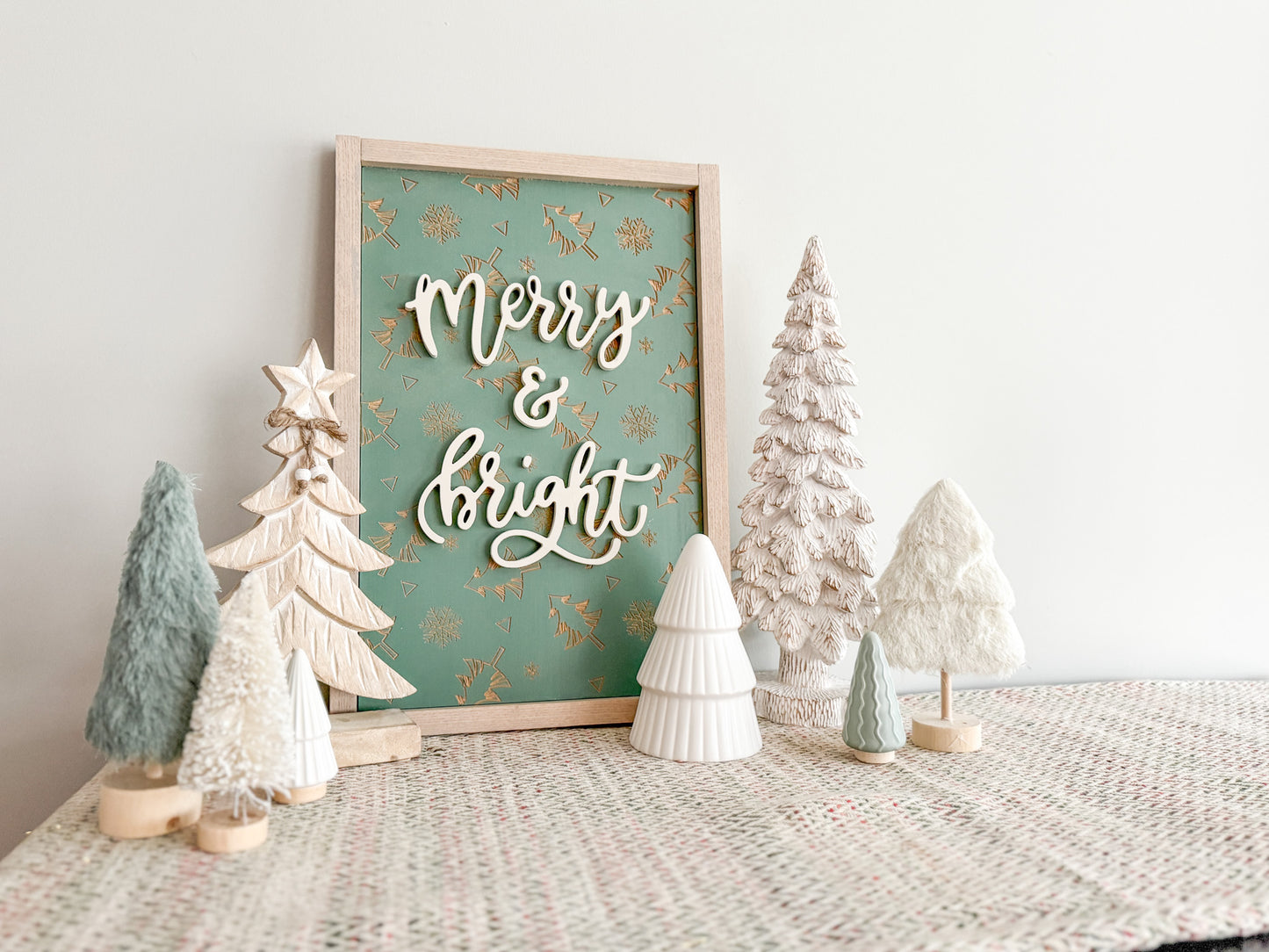 Merry and Bright 3D Christmas Wood Sign - Christmas Wall Art – Holiday Decor – Christmas Decor – Holiday Wall Art – Christmas Tree Decor – Winter Wood Sign – Christmas Sign – Holiday Home Decor