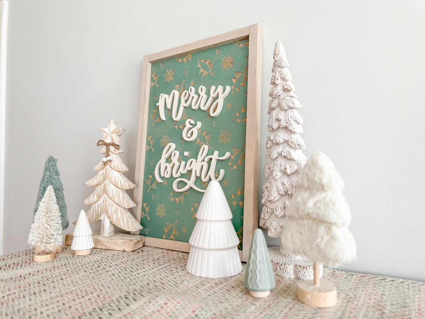 Merry and Bright 3D Christmas Wood Sign - Christmas Wall Art – Holiday Decor – Christmas Decor – Holiday Wall Art – Christmas Tree Decor – Winter Wood Sign – Christmas Sign – Holiday Home Decor