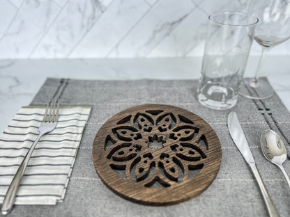 Flower Cutout Wooden Trivet, Serving Tray, Wood Trivet for Dining Table, Dining Accessories, Wood Gifts, Hot Tray, Pot Holder
